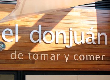 Letra corpórea en PVC