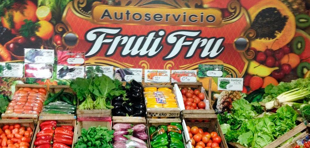 Rótulo de tienda de frutas y hortalizas ecológicas